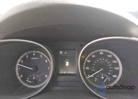 2018 Hyundai Santa Fe Sport 2.4L z USA, uszkodzony, nr VIN 5NMZU3LB6JH081582